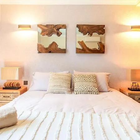Beachfront Apartment Marbella