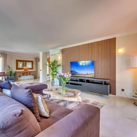 Beachfront Apartment Marbella