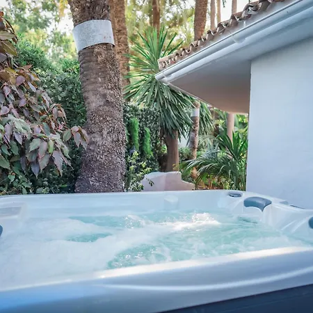 Beachfront Apartment Marbella
